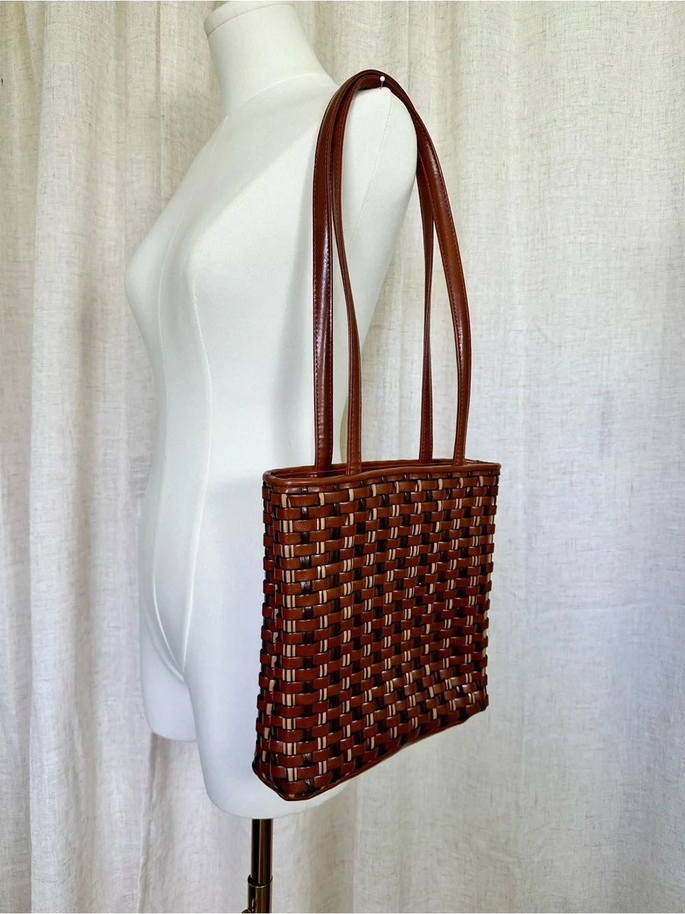 Y2K Nine West Woven Leather Shoulder Tote in Brown - Picture 2 of 4